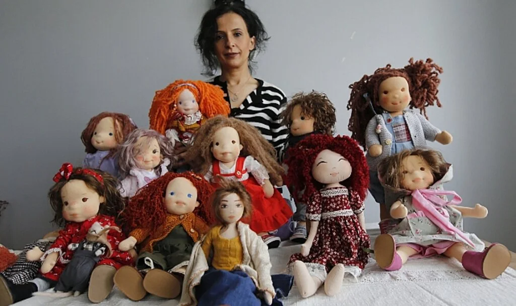 Samsun'da Çocuğu İçin Yapmaya Başladığı Waldorf Bebekleri Yurt Dışına Da Satıyor