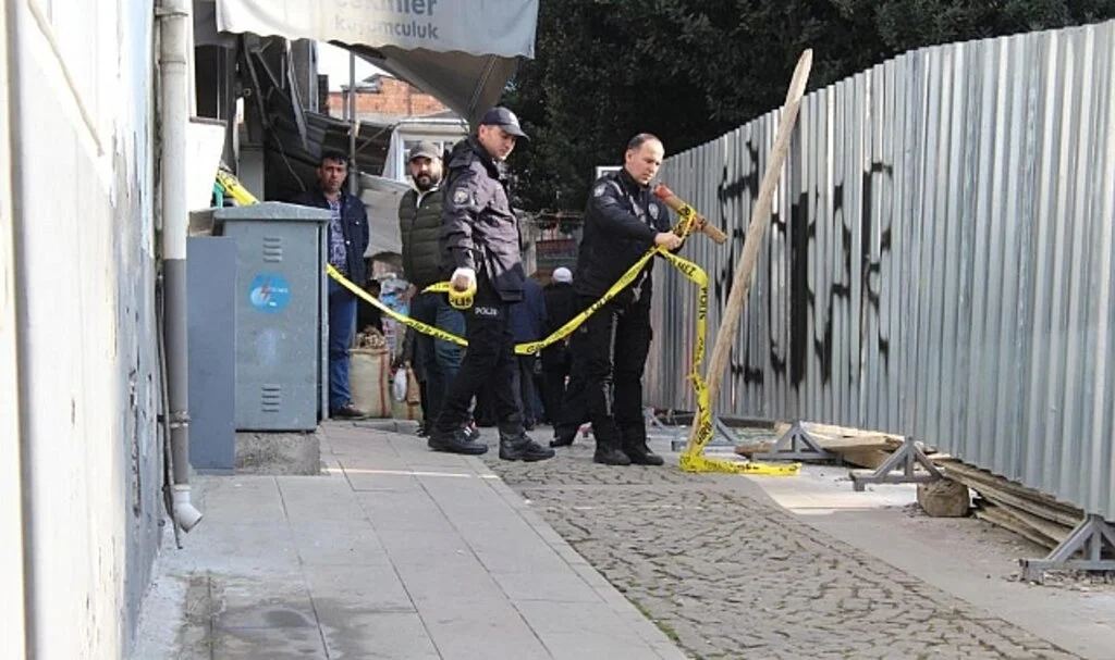 Samsun'da Husumetliler Arasında Bıçak ve Keserli Kavga: 1 Ölü, 3 Ağır Yaralı