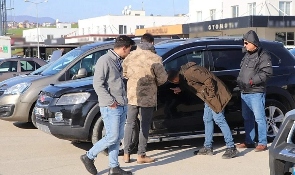 Samsun'da İkinci El Otomobilde Kafalar Karışık 