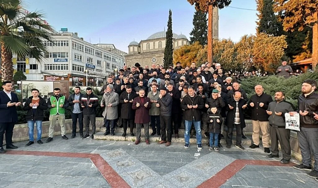 Samsun'da, İsveç'te Kur'an-ı Kerim Yakılması Kınandı