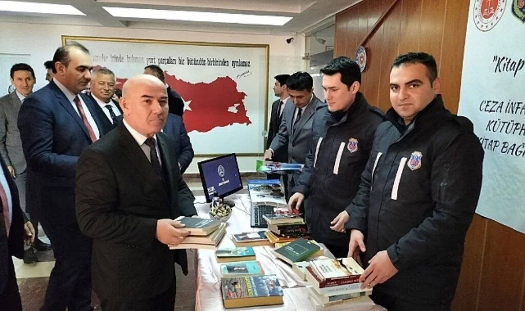 Samsun'da "Kitap İyileştirir" Kampanyası Başlatıldı