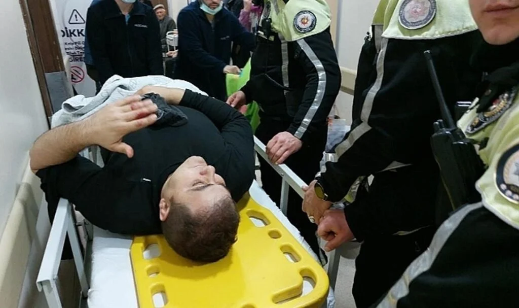Samsun'da Motosikletli Şahin Polisi Kazada Yaralandı