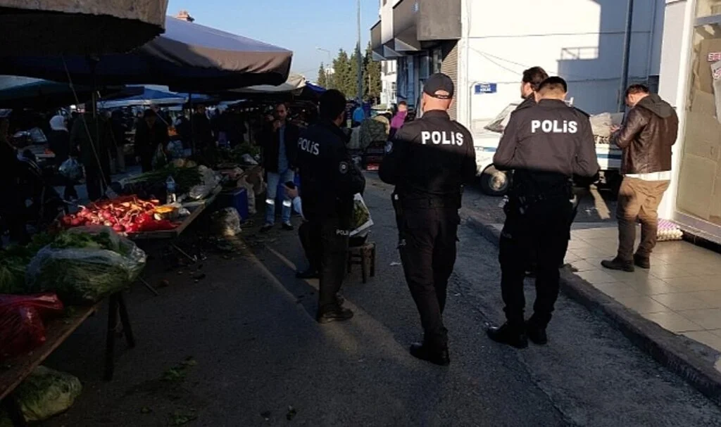 Samsun'da Pazarcılara Silahlı Saldırı: 2 Yaralı