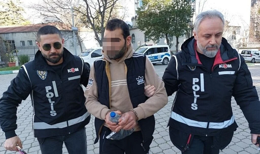 Samsun'da Sahte Dolarla Yakalanan Şahıs Adliyeye Sevk Edildi