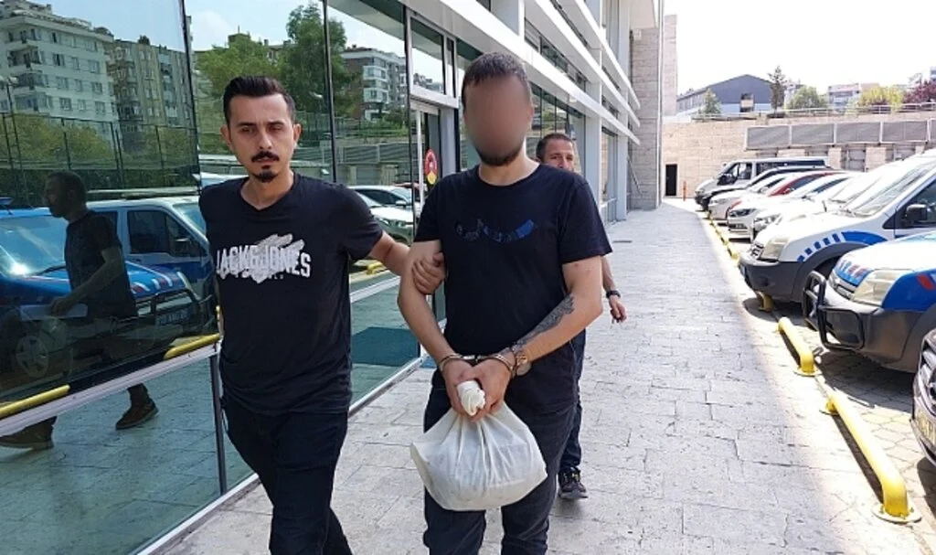 Samsun'da Uyuşturucu Ticaretinden 2 Kişiye Ceza Yağdı