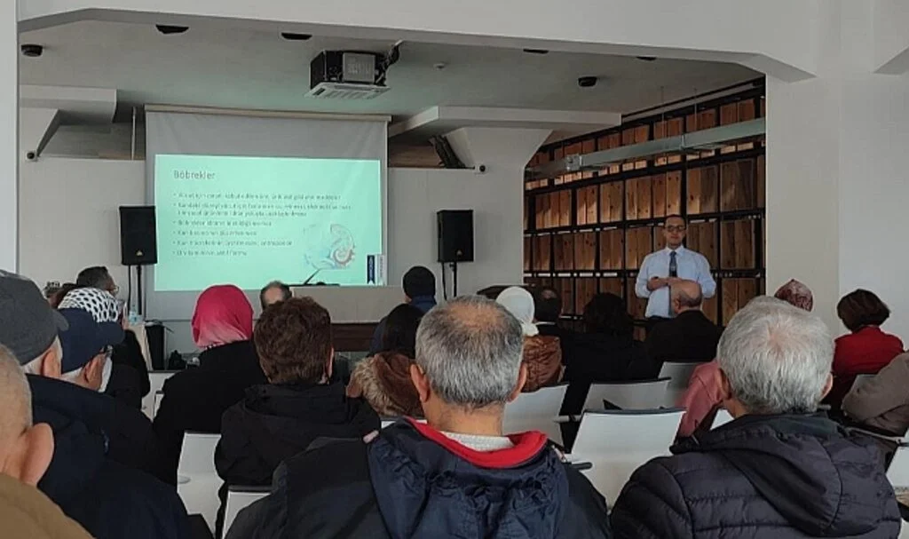 Samsun Hekimlerinden Sinop’ta Konferans