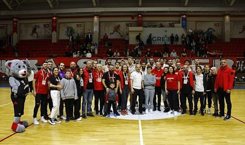 Samsunspor Basketbol Lideri Devirdi