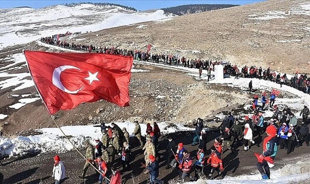 Sarıkamış Şehitleri 6-8 Ocak'ta "Biz Hep Aynı İzdeyiz" Mottosuyla Anılacak
