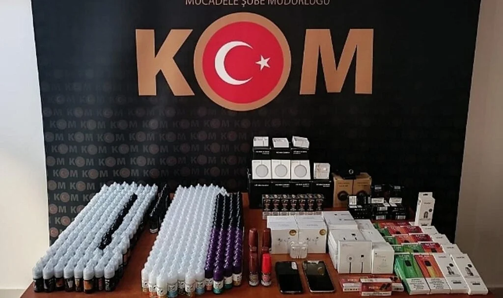 Sinop’ta Bir İş Yerinde Gümrük Kaçağı Elektronik Ürünler Ele Geçirildi