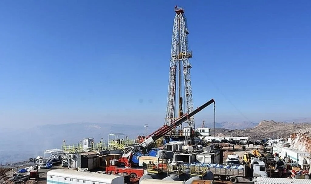 Şırnak'ta Namaz Dağı Bölgesinde Şırnak-1 Kuyusunda Sondaj Çalışması Başlatıldı