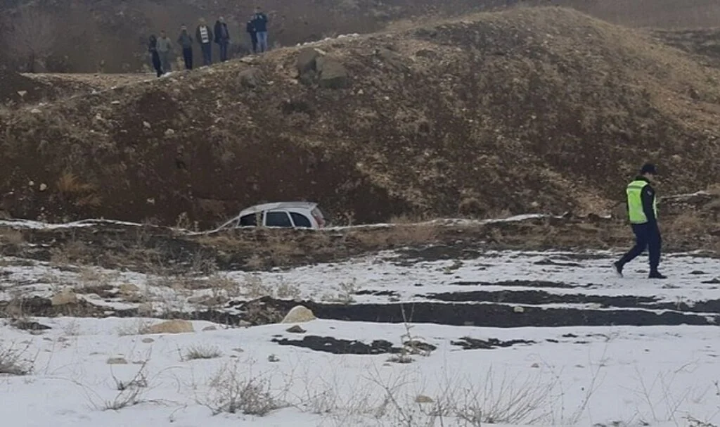 Tunceli'de Kaza Sonrası Araçtan Çıkamayan Sürücü Donarak Öldü