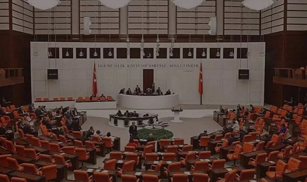 Yapılandırma Düzenlemesi Meclis Başkanlığı'na Sunuldu