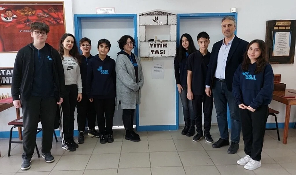 'Yitik Taşı' Geleneği  Lisede Yaşatılıyor 