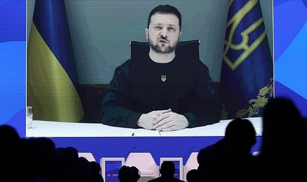 Zelenskiy'den, Tahıl Koridoru Anlaşması'ndaki Rolü Nedeniyle Cumhurbaşkanı Erdoğan'a Övgü