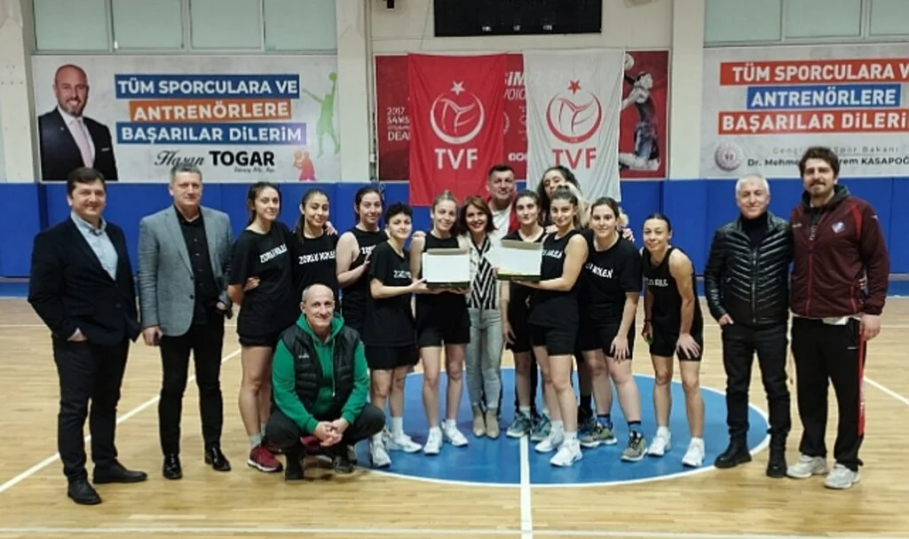 ZORLU'nun Kızları Van'a Hazır