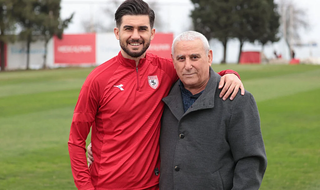 Acılara Rağmen Hayat Sürüyor