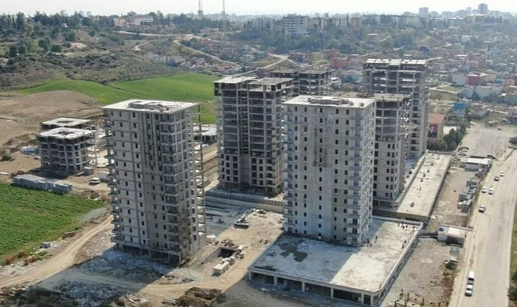 Adana'da Yapımı Süren İnşaatlar Durduruldu!