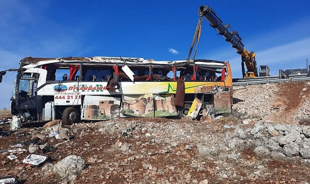 Afyonkarahisar’daki kazada ölü sayısı 8’e yükseldi