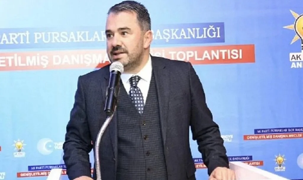 AK Parti’li Başkanın Korumasından Asfalt İsteyen Vatandaşa Hakaret ve Darp
