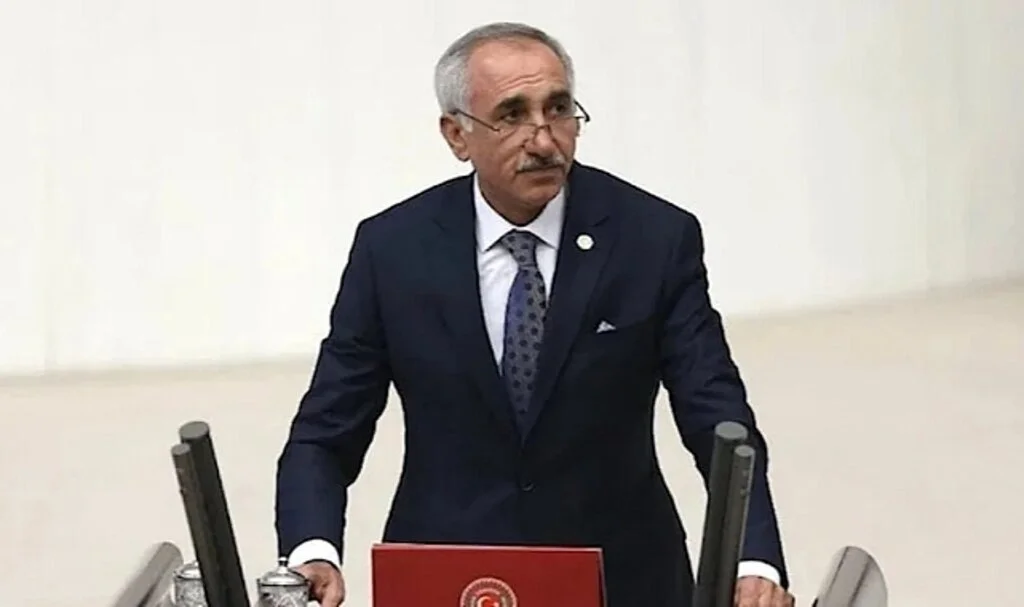 AK Parti’li Vekil Yakup Taş Depremde Hayatını Kaybetti