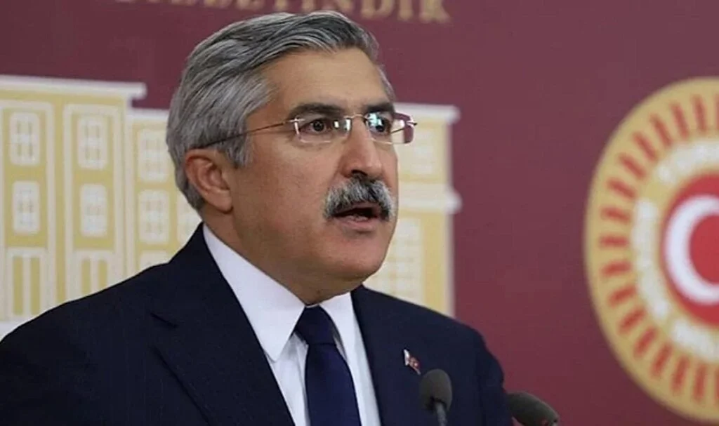 AK Parti’li Vekilin Ailesi Depremde Göçük Altında Kaldı