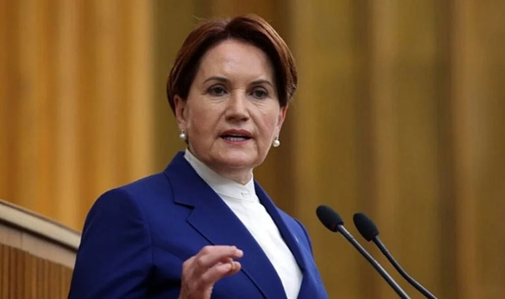 Akşener: Bu Mücadele Hiçbir Şahsi Hırsa, Koltuk Hesabına Feda Edilemez