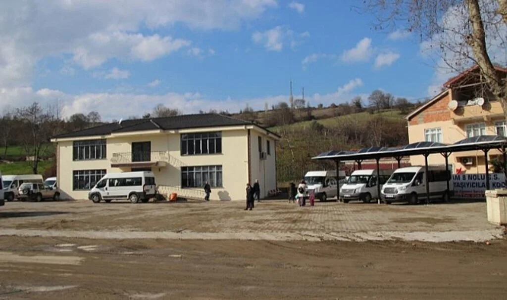 Alaçam'ın Yeni Minibüs Garajı Açıldı 