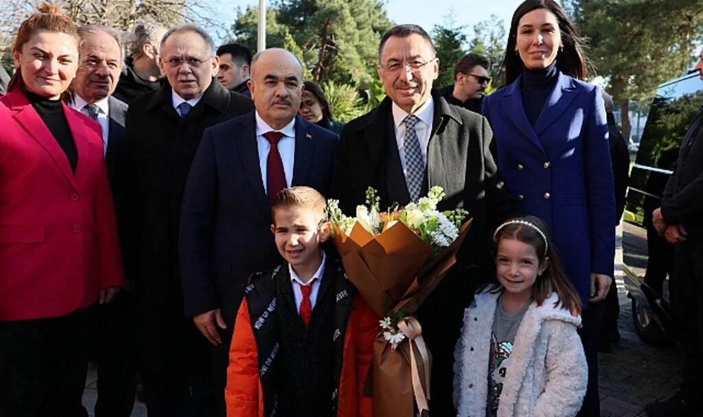 Altılı Masa Kaybedenler Kulübü