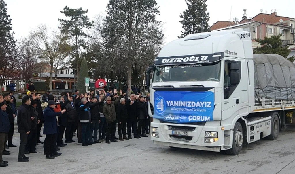 ASKON'dan Deprem Bölgesine İş Makinesi Desteği