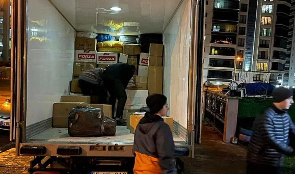 "Asrın Felaketi"ni Yaşayan Bölgeye Kavak'tan "Yettim Gardaşım" Sloganıyla Destek