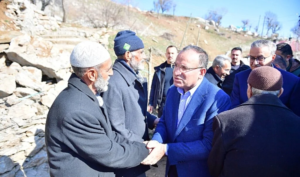 Bakan Bozdağ: “Sizden bir yıllık zaman ve bu sürede bize sabır göstermenizi istiyoruz”