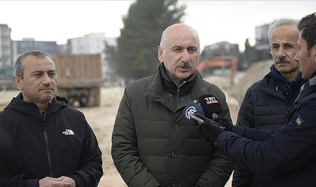 Bakan Karaismailoğlu: Adıyaman'da Yeni Kalıcı Konutların Planlaması Yapılıyor