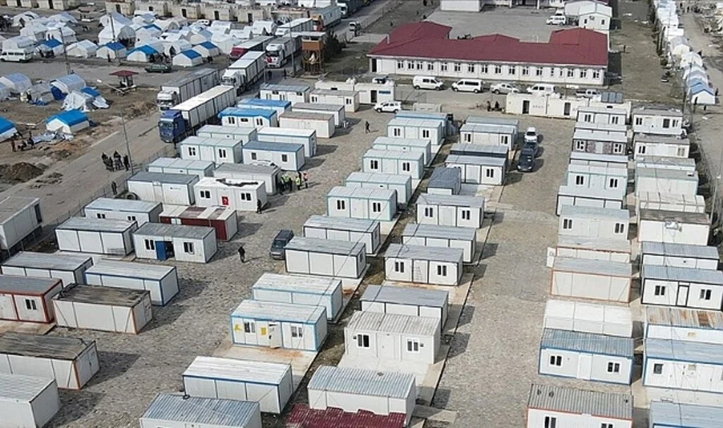 Deprem Bölgesi Gaziantep'te Çadır ve Konteyner Kentler Kuruldu