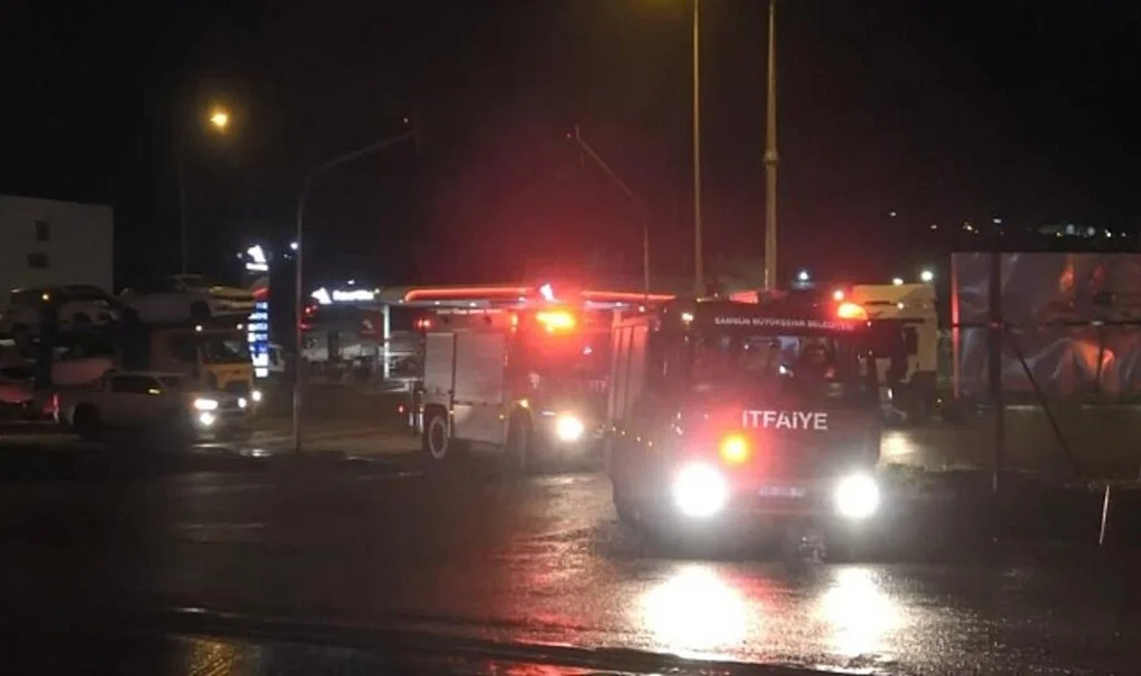 Deprem Bölgesinde 19 Kişiyi Sağ Kurtaran İtfaiyeciler Samsun'a Döndü