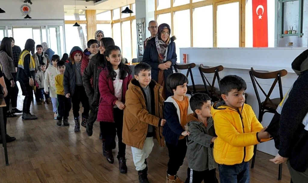 Depremzede Ailelere  'Moral Etkinliği' 