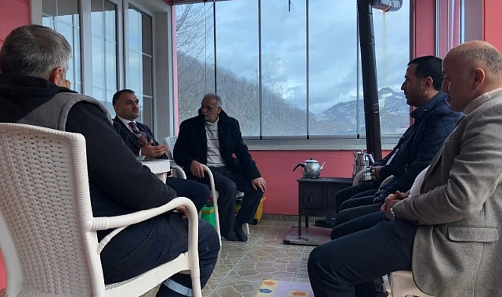 Depremzedelere Salıpazarı Kucak Açtı