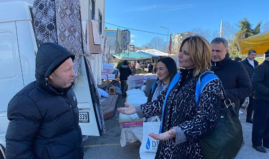 DEVA üyeleri Pazarcıları Dinledi 