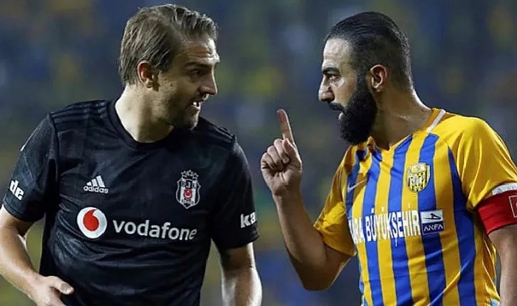 Futbolu Bıraktı, Teknik Direktör Oldu! Sedat Ağçay'ın İlk Maçı Başakşehir, Sonra Beşiktaş...