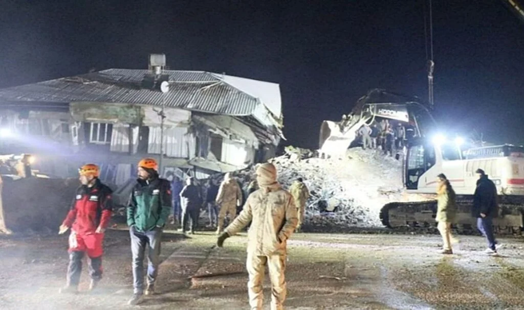 Gaziantep Nurdağı’nda Arama Kurtarma Çalışmaları Sürüyor