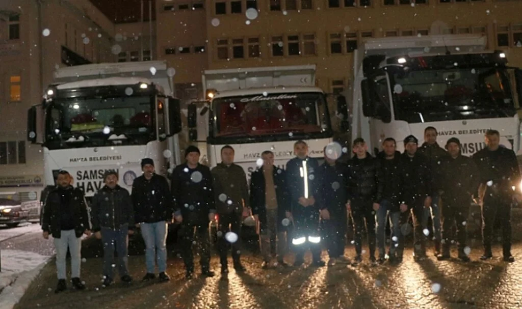 Havza'dan Elbistan'a 3 Kamyon Gitti