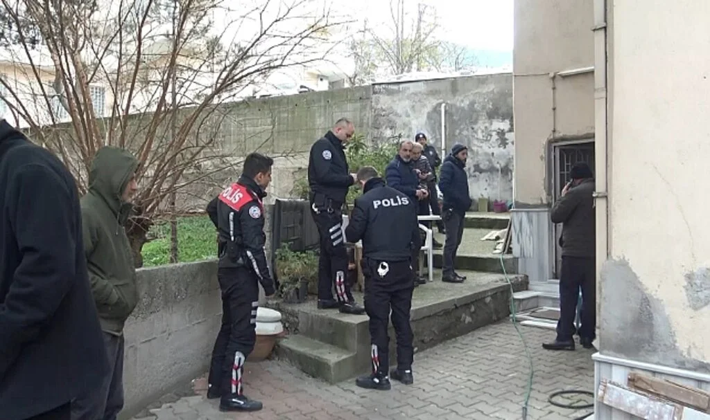 Hayırsız Evlat Babasını Öldürdü, Ardından Kayıp İhbarı Yaptı