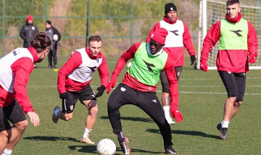 HAZIRLIKLAR SÜRÜYOR