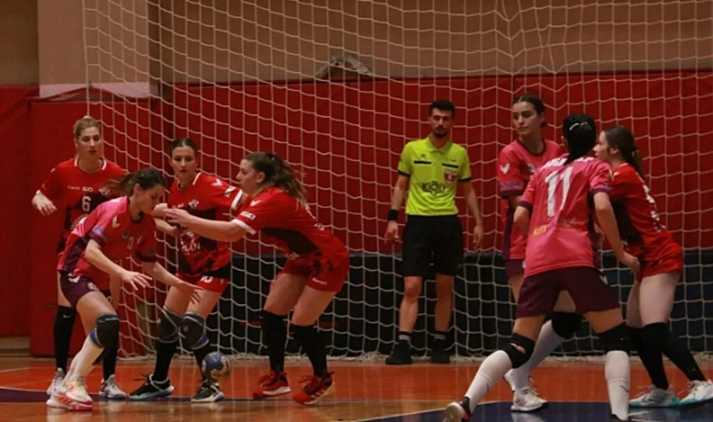 Hentbol Maçları Ertelendi