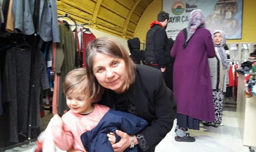 İlkadım Hayır Çarşısı Afetzedelerin Yanında