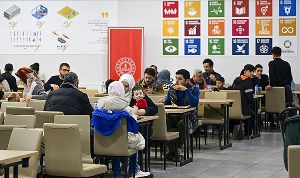 İstanbul'daki Öğrenci Yurdu Depremzedelere "Yuva" Oldu