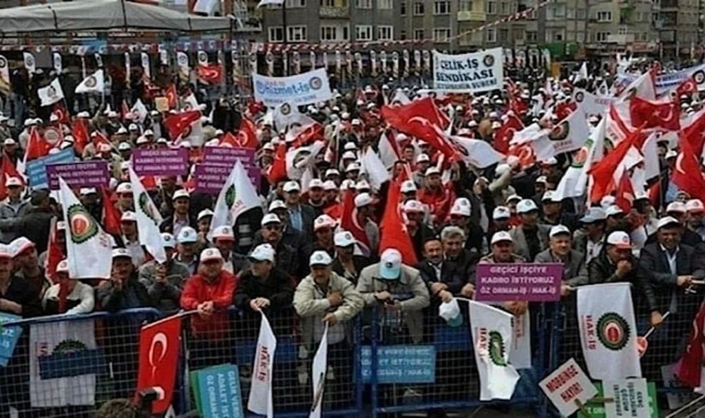 Kamu İşçilerinin 2023 Maaş Zammı Talebi Bakanlık Yolunda