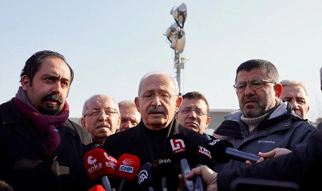 Kılıçdaroğlu ve İmamoğlu İkinci Kez Deprem Bölgesinde