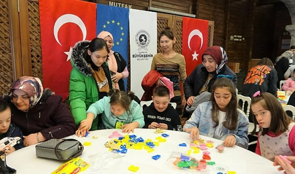 Melek Yüzlüler Gönüllerince Eğlendi 