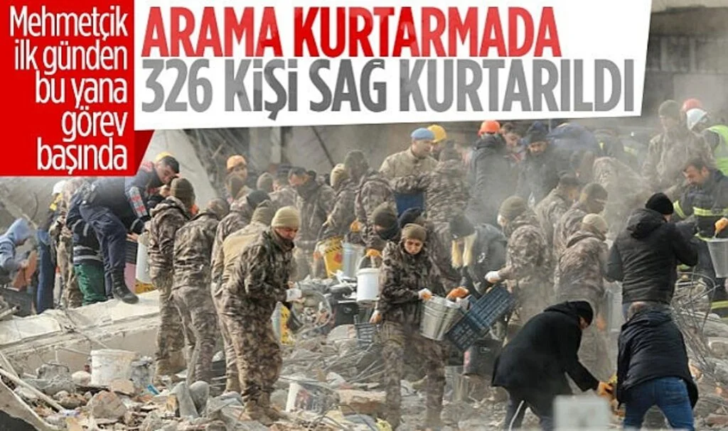 Milli Savunma Bakanı Hulusi Akar: Mehmetçik 326 kişiyi enkazdan kurtardı
