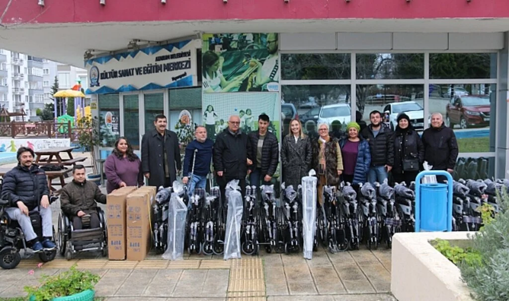 Samsun Atakum'da Örnek Deprem Dayanışması Büyüyor